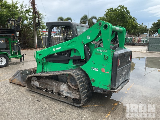 MINI CARGADOR SOBRE ORUGAS 2018 BOBCAT T740