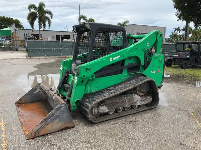 2018 Bobcat T740
