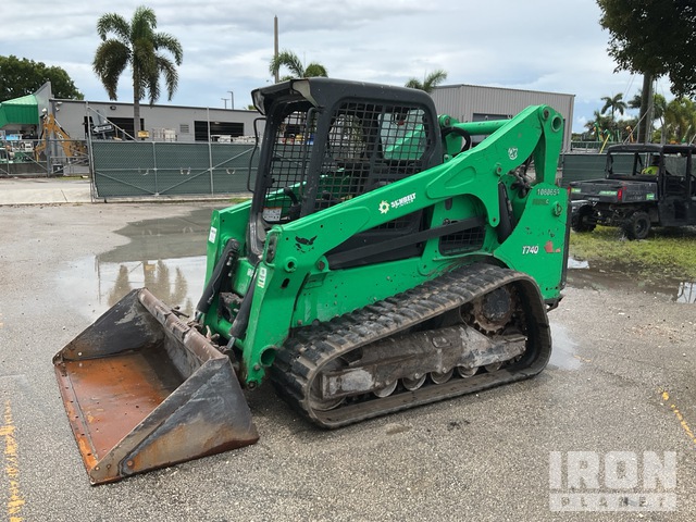 MINI CARGADOR SOBRE ORUGAS 2018 BOBCAT T740