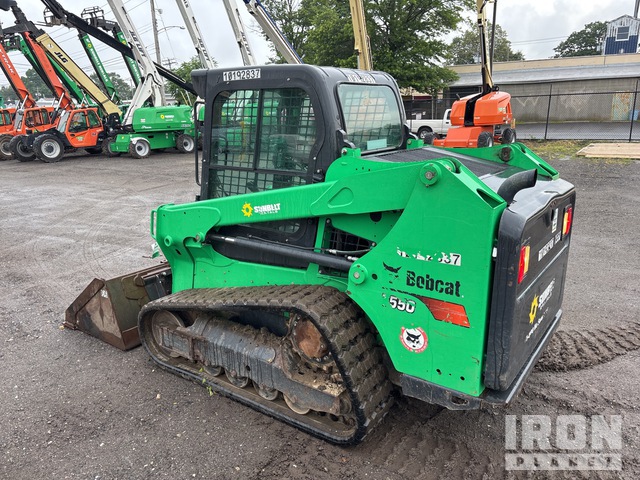 MINI CARGADOR SOBRE ORUGAS 2019 BOBCAT T550