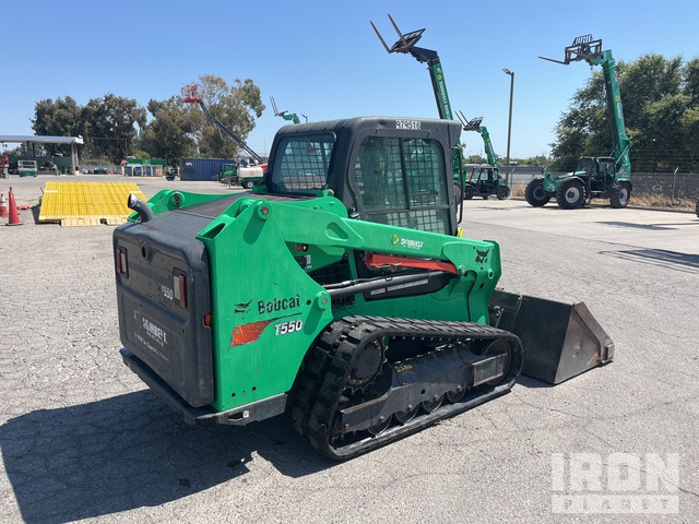 MINI CARGADOR SOBRE ORUGAS 2017 BOBCAT T550