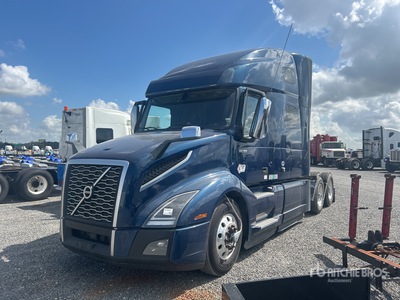 2020 Volvo VNL64 6x4 Sleeper Truck Tractor