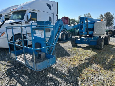 2015 Genie Z-45/25J 4WD Diesel Articulating Boom Lift