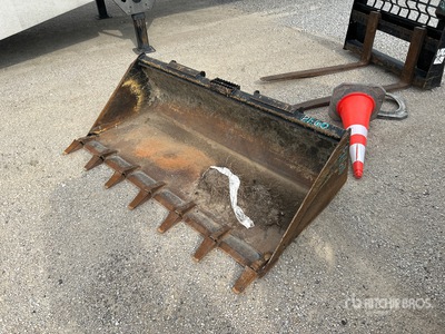 John Deere 72 in Skid Steer Bucket