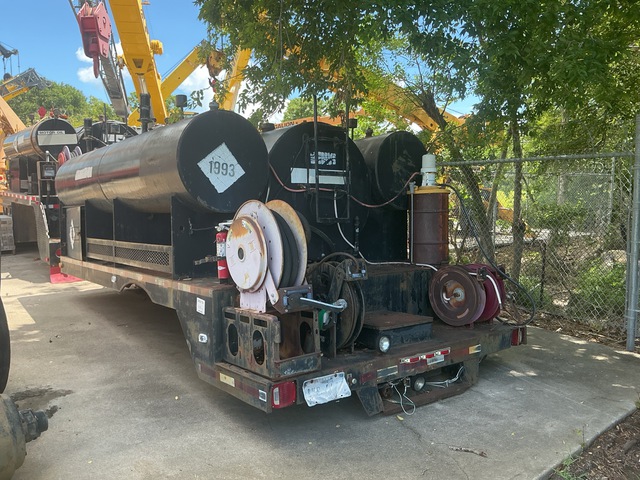 Pneumatic Fuel and Lube Truck Bed Pneumatic Fuel and Lube Truck Bed