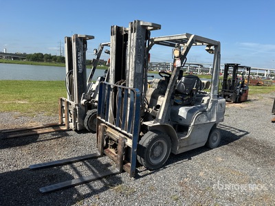 2012 Nissan MP1F2A25LV 4050 lb Pneumatic Tire Carretilla Elevadora