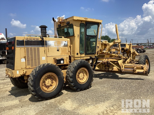 MOTOCONFORMADORA CATERPILLAR 140H 2000