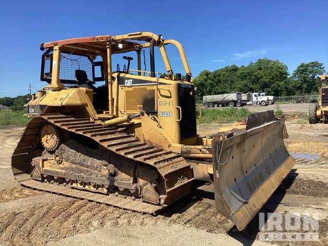 TOPADOR FRONTAL 2004 CATERPILLAR D6NLGP