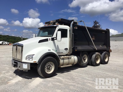 2016 Kenworth T880 8x4 Tri/A Dump Truck