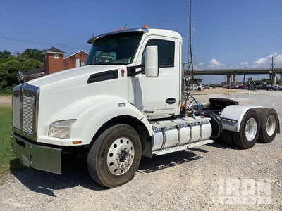 2017 Kenworth T880 6x4 T/A Day Cab Truck Tractor