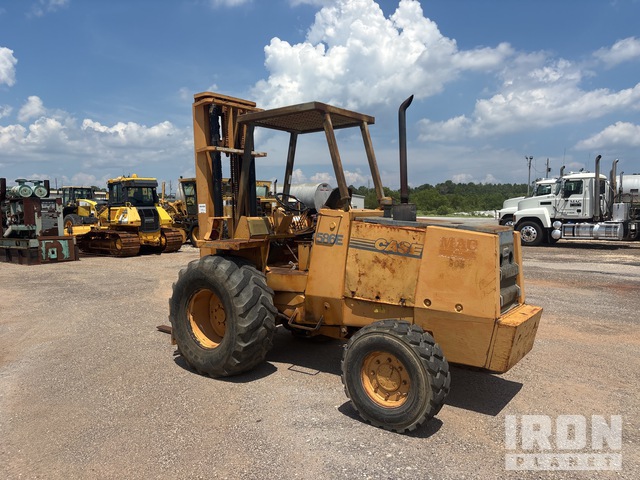 MONTACARGAS 1992 CASE 586E