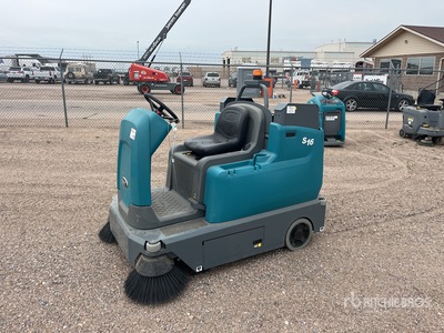2023 Tennant S16 Ride-On Electric Zamiatarka do podłóg