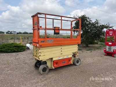 2016 JLG 2632ES Electric Scissor Lift