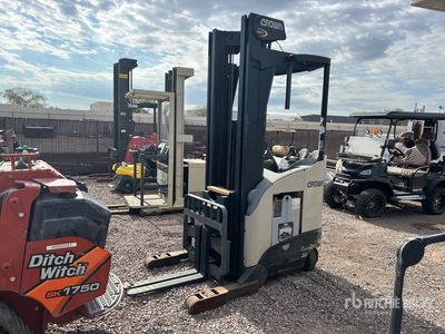 2017 Crown RR5725-35 3500 lb Stand Up Reach Electric Forklift (Inoperable)