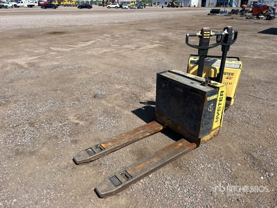 2000 Hyster W40XT 4000 lb Electric Pallet Jack (Inoperable)