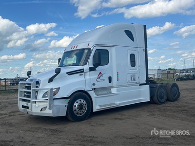 2020 Freightliner Cascadia 126 6x4 T/A Sleeper Truck Tractor