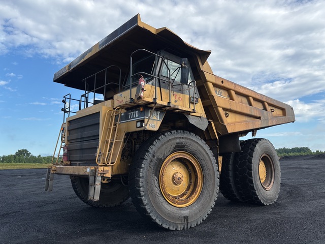 1999 Cat 777D Haul Truck