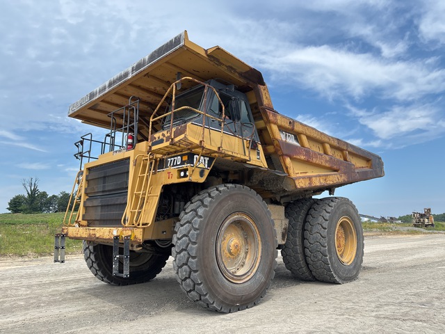 2001 Cat 777D Haul Truck