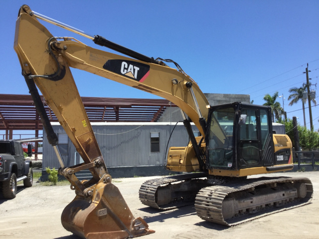2011 Cat 320DL RR Track Excavator
