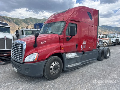 2017 Freightliner Cascadia 125 6x4 T/A Sleeper Truck Tractor