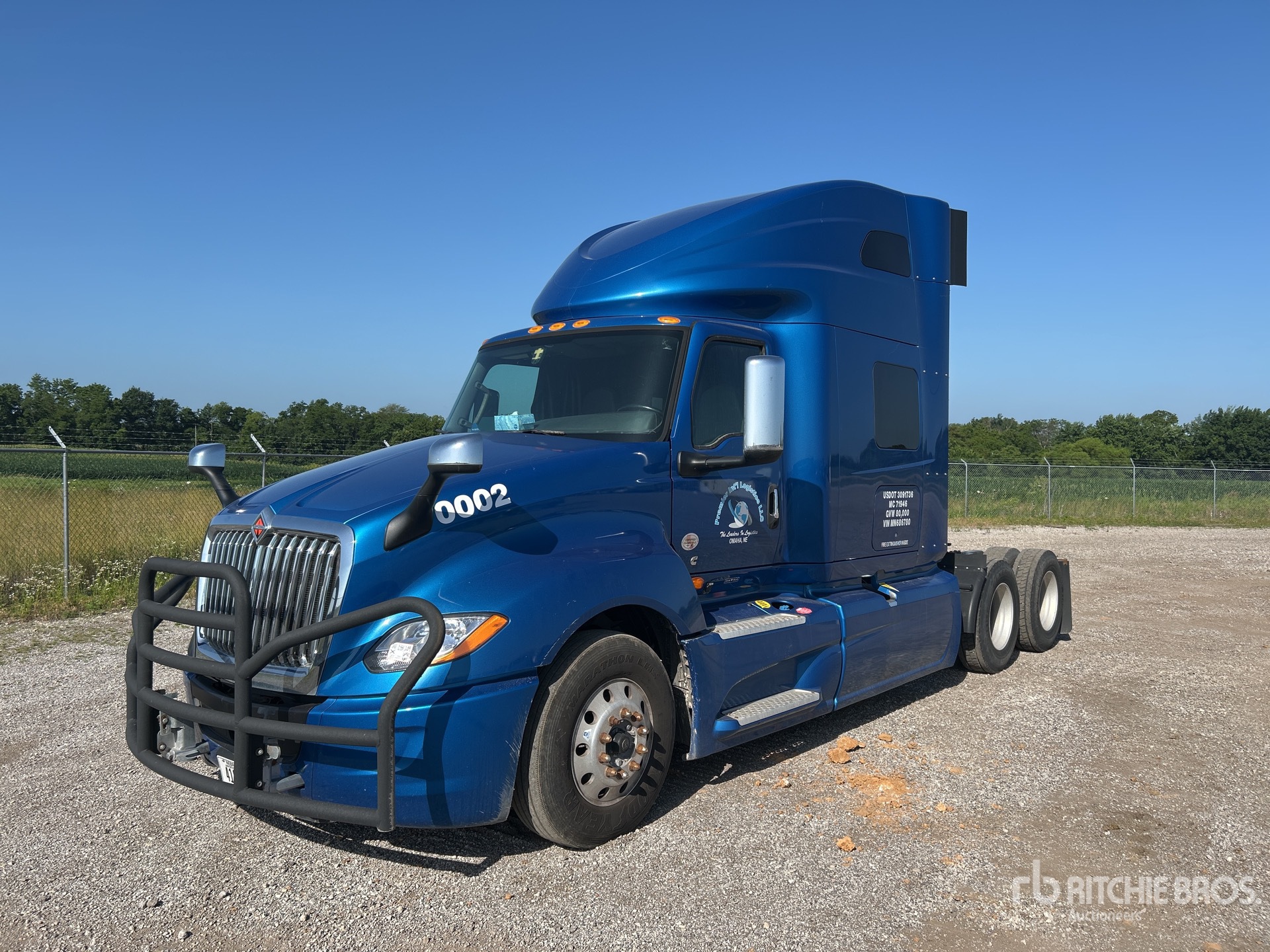 2021 International LT625 6x4 T/A Sleeper Truck Tractor