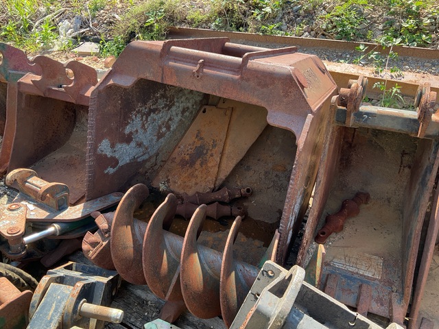 42 in Bucket - Fits Gradall XL4100