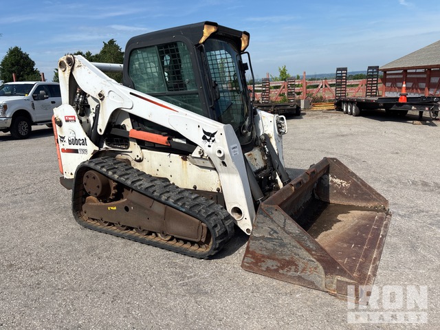 MINI CARGADOR SOBRE ORUGAS 2012 BOBCAT T650