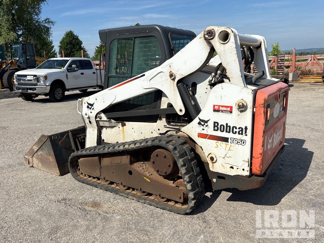MINI CARGADOR SOBRE ORUGAS 2012 BOBCAT T650