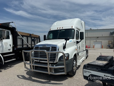 2016 Freightliner Cascadia 125 6x4 Cabeza Tractora Cabina Dormitorio