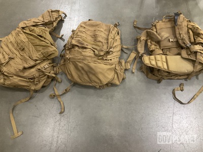 (32) Field Packs