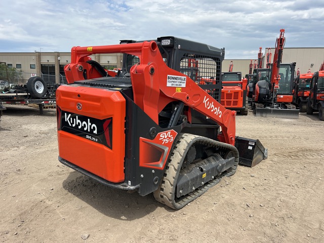MINI CARGADOR SOBRE ORUGAS 2023 KUBOTA SVL753