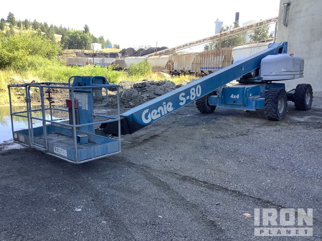 ELEVADOR TELESCóPICO GENIE 4WD S80