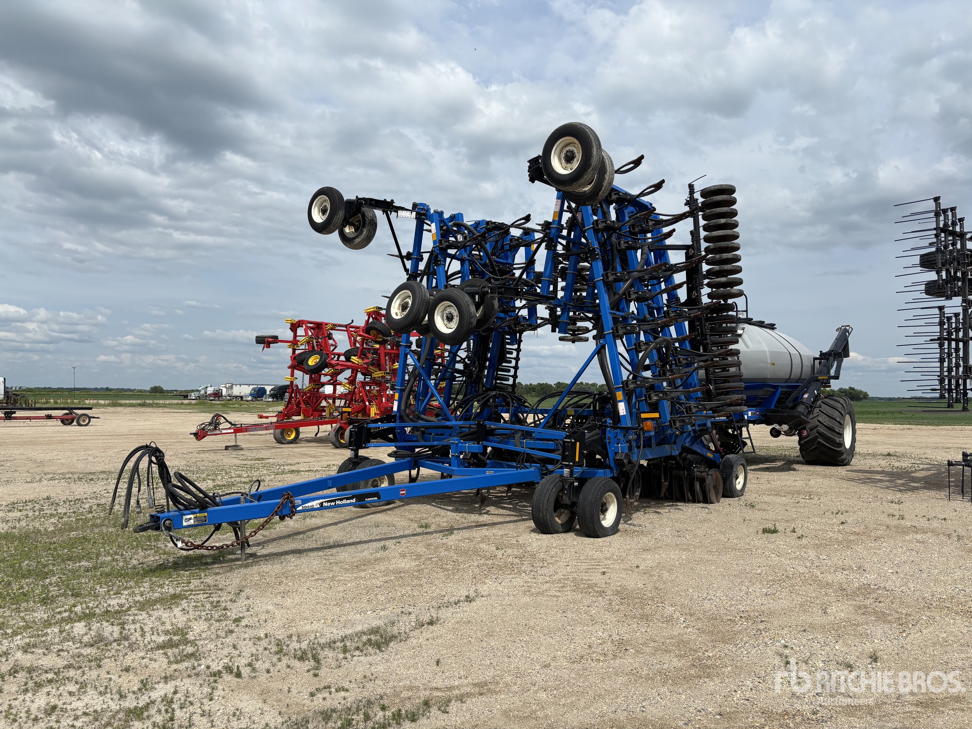 2004 New Holland SD440-51 Air Drill