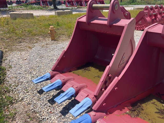 Enstruc 48 in Excavator Bucket - Fits Kobelco SK400-500