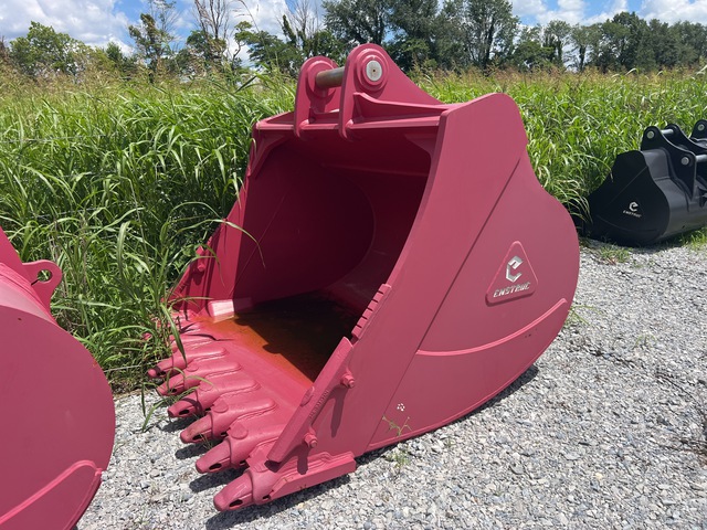 Enstruc 84 in Excavator Bucket - Fits Link-Belt 490