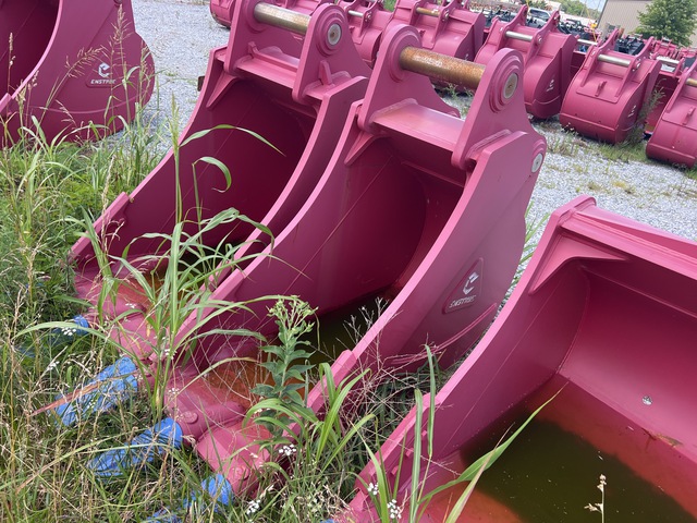 Enstruc 30 in Excavator Bucket - Fits Kobelco SK400-500