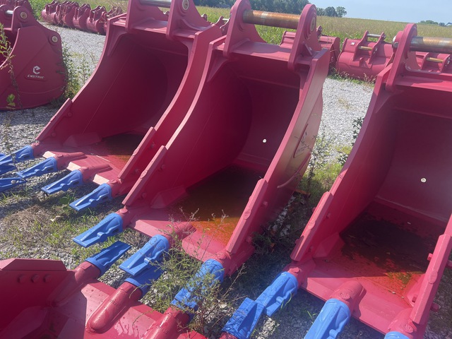Enstruc 36 in Excavator Bucket - Fits Case CX460-500