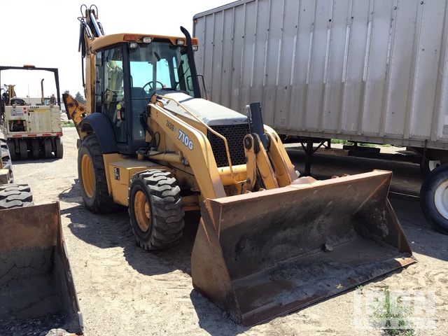 RETROEXCAVADORA 2005 JOHN DEERE 710G