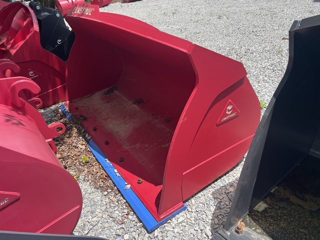 Enstruc 104 in Wheel Loader Bucket