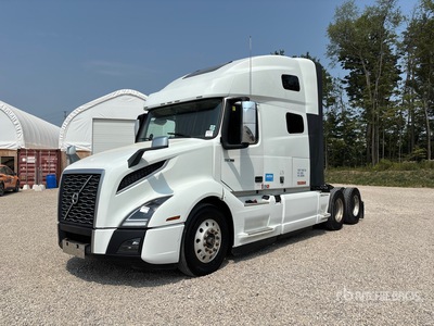 2020 Volvo VNL760 6x4 Ciągnik siodłowy T/A z kabiną sypialną