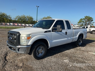 2013 Ford F-250 XL 4x2 Extended Cab Pickup