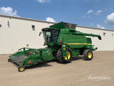 2008 John Deere T670 Moissonneuse-batteuse