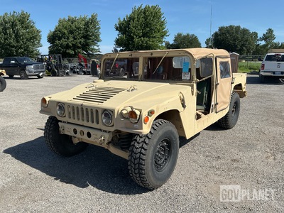 2006 AM General M1097R1 HMMWV 4 Door Soft Top w/Truck Body