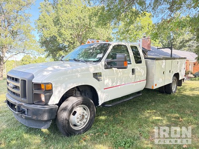 2009 Ford F-350 XL 4x4 Extended Cab Service Truck