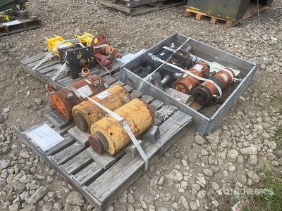 Quantity of (3) Pallets of Hydraulic Cylinder
