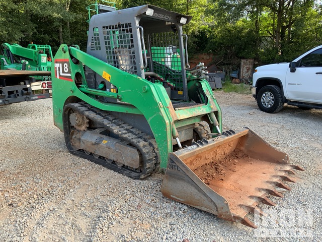 MINI CARGADOR SOBRE ORUGAS 2020 TAKEUCHI TL8