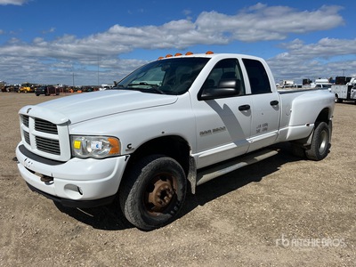 2004 Dodge 3500 Laramie 4x4 Extended Cab Pickup