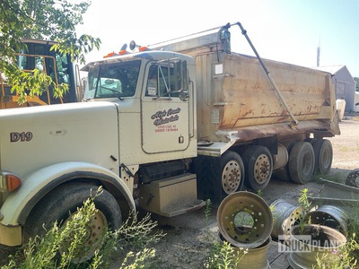 1995 Peterbilt 5x2 Twin-Steer 3-Achs Kipper-Lkw