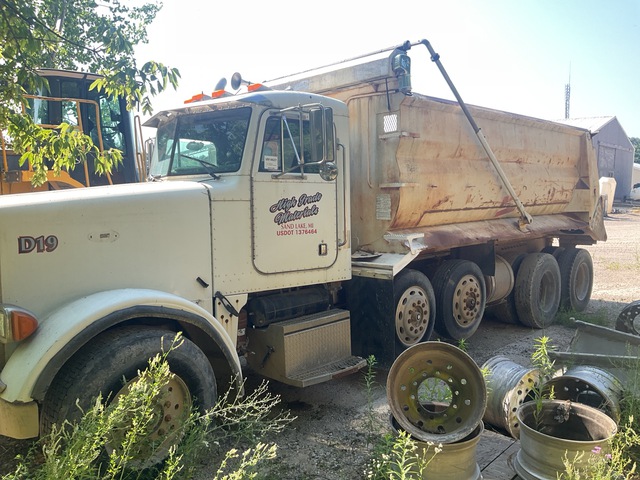 1995 Peterbilt 357 10x4 Quad/A Dump Truck