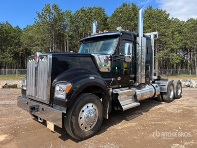 2025 Kenworth W990 6x4 T/A Slaapcabine Trekker